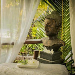 discover-rangiroa-massage